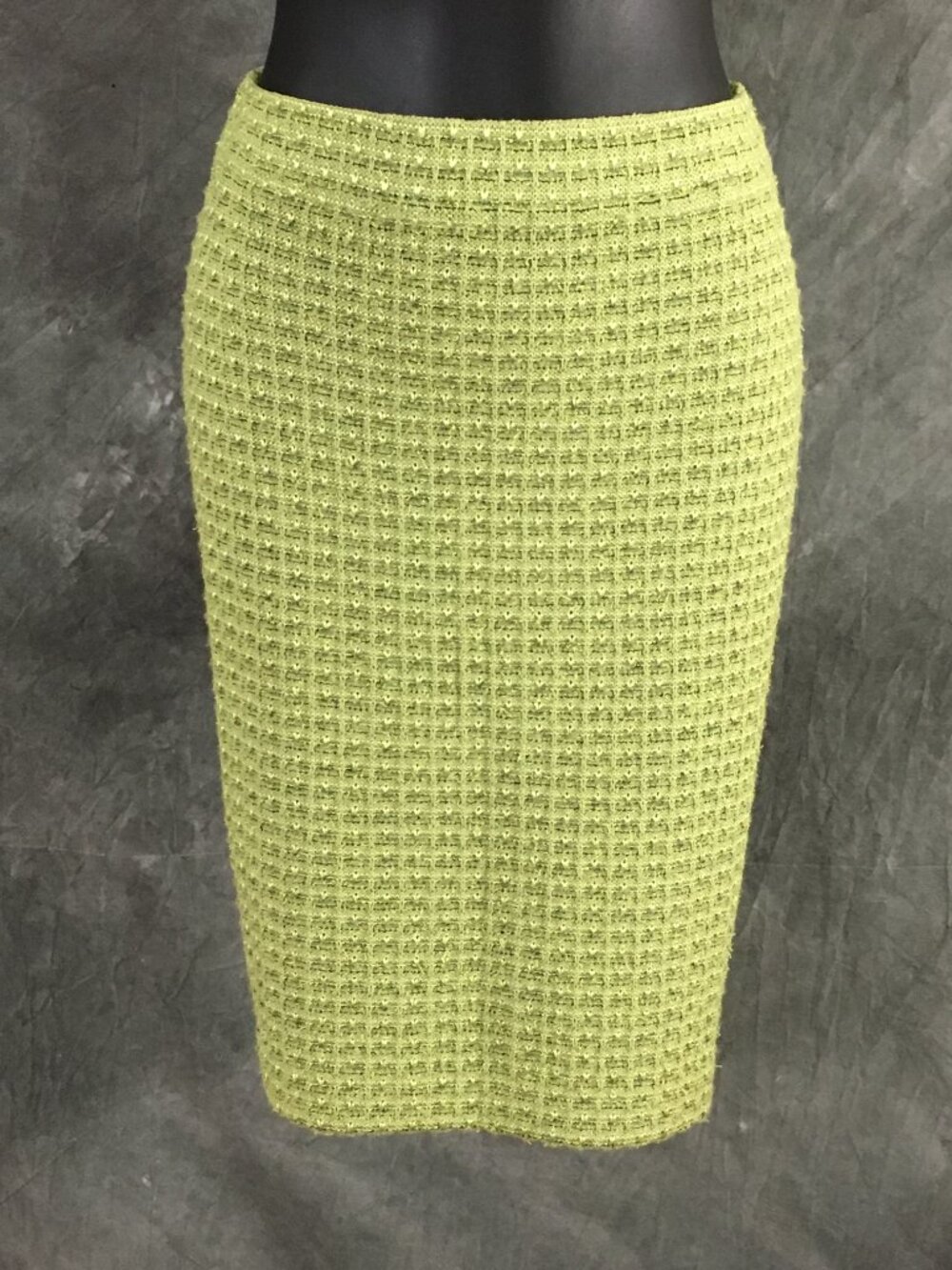 BEAUTIFUL St John collection knit green fringe multi jacket skirt suit size 4 - Picture 9 of 10